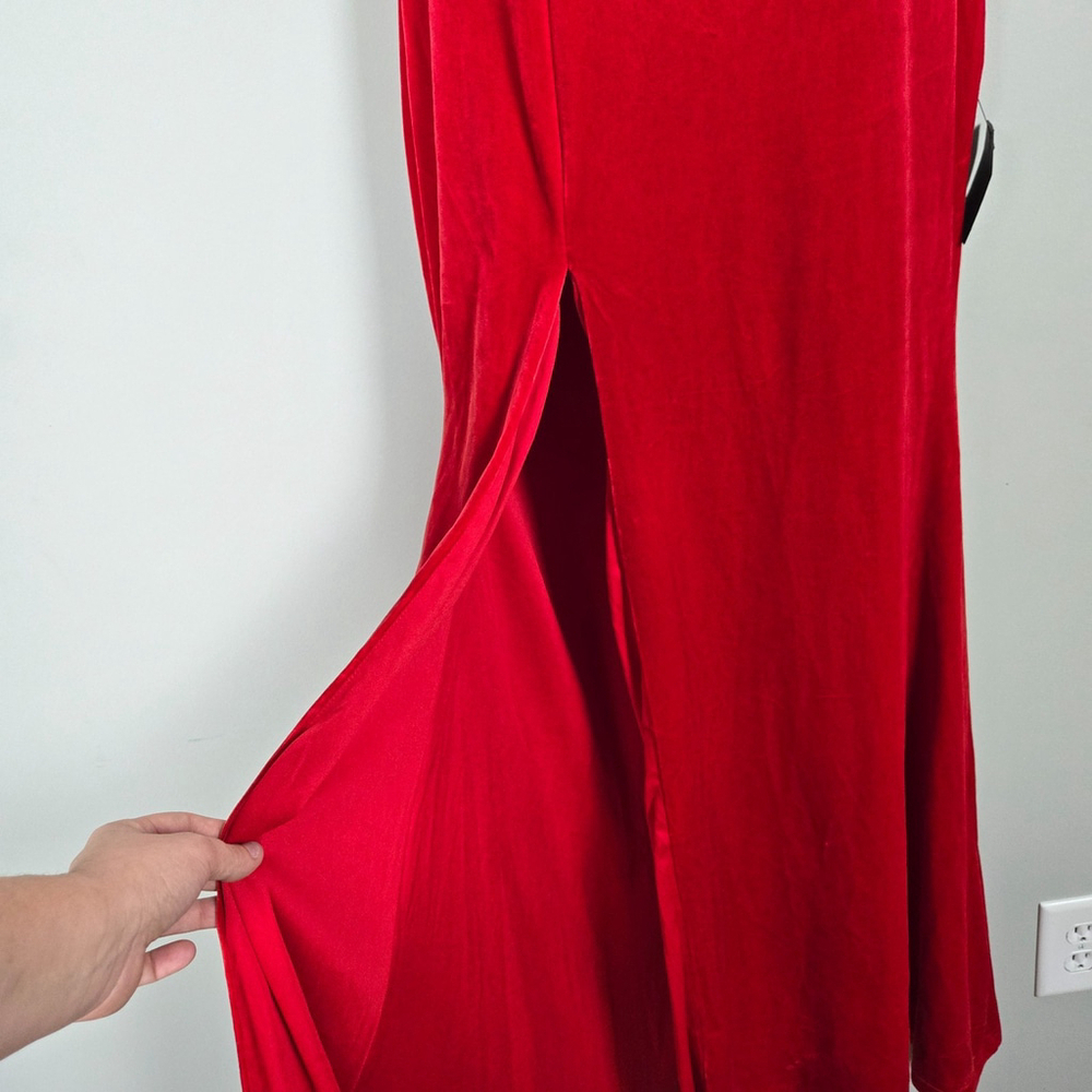 Lulus Womens Velvet Maxi Dress Size M Red Cocktail Glam Occasion Vamp Event NWT - Picture 2 of 8